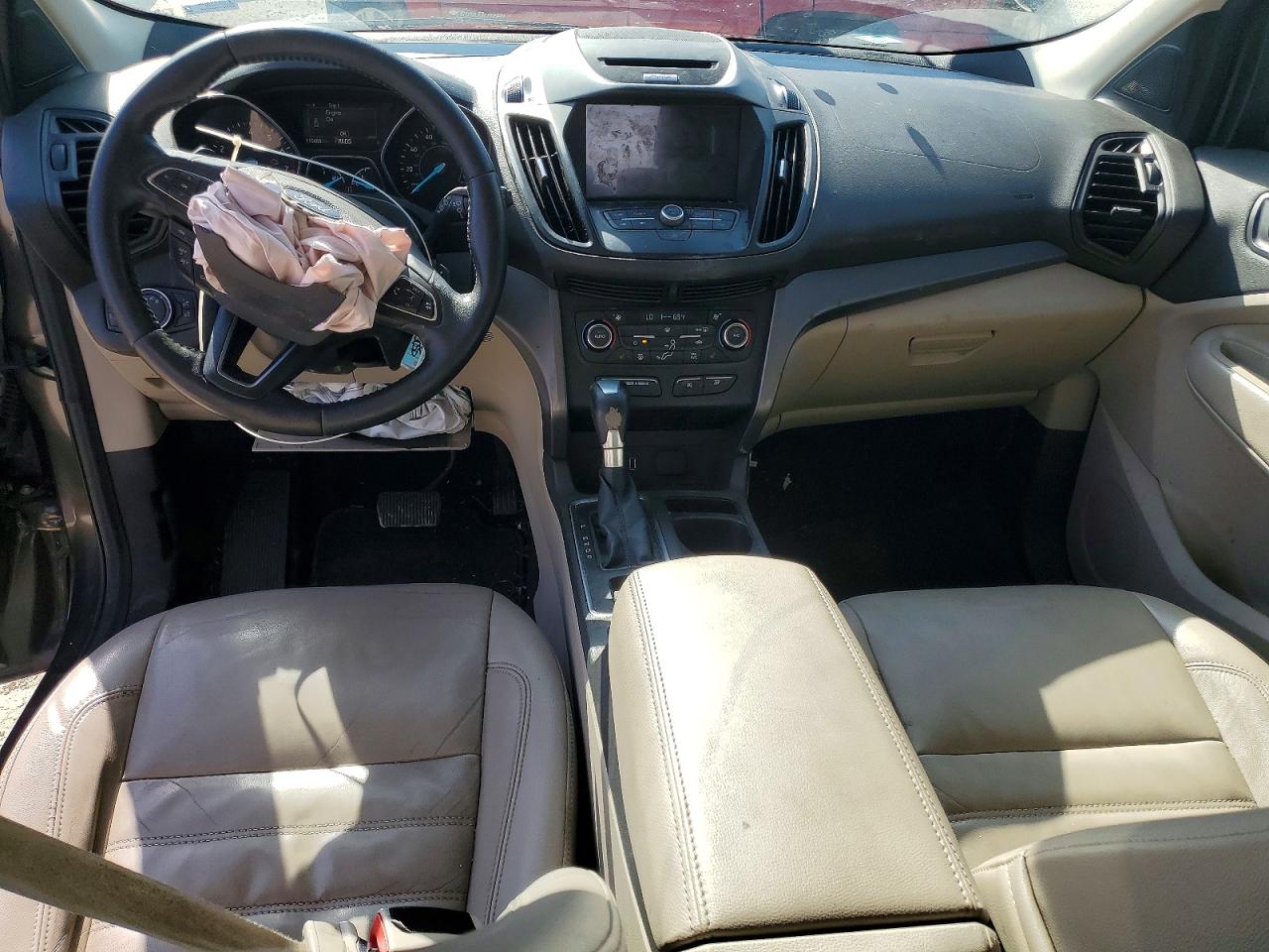 2017 FORD ESCAPE SE photo 22