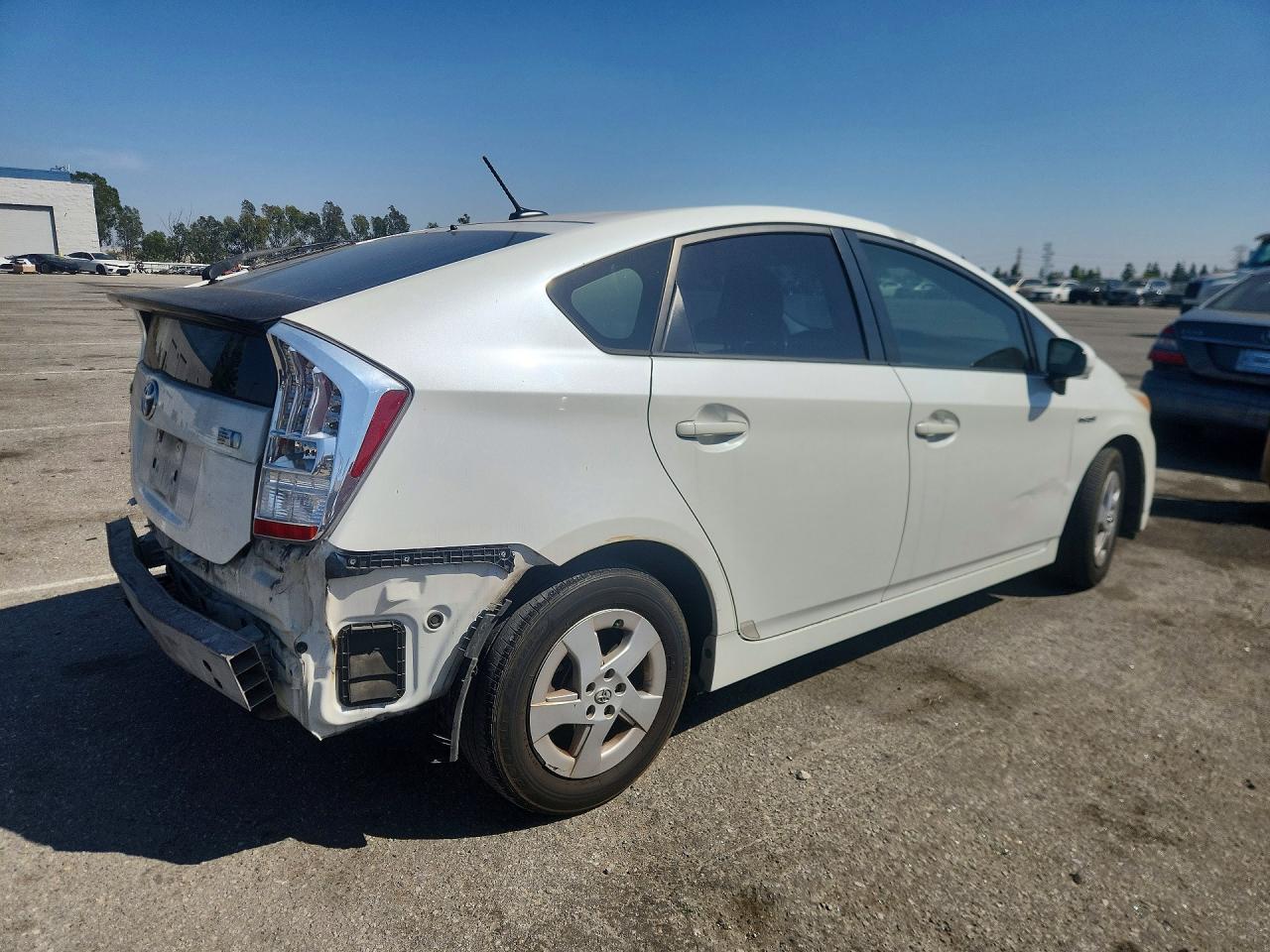 2010 TOYOTA PRIUS II photo 3
