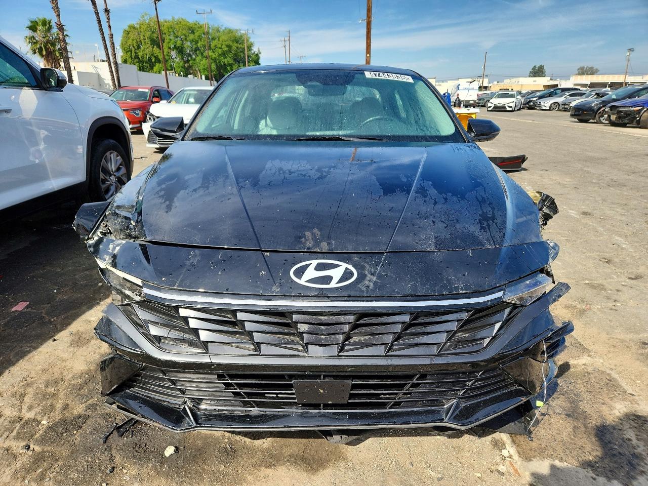 2025 HYUNDAI ELANTRA LIMITED photo 9