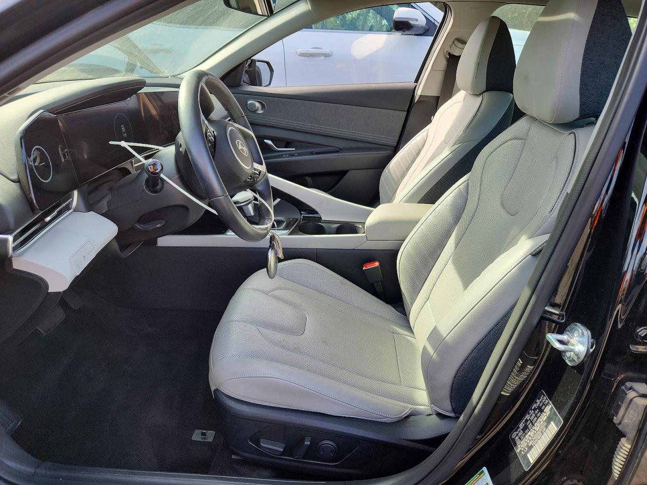 2025 HYUNDAI ELANTRA LIMITED photo 13