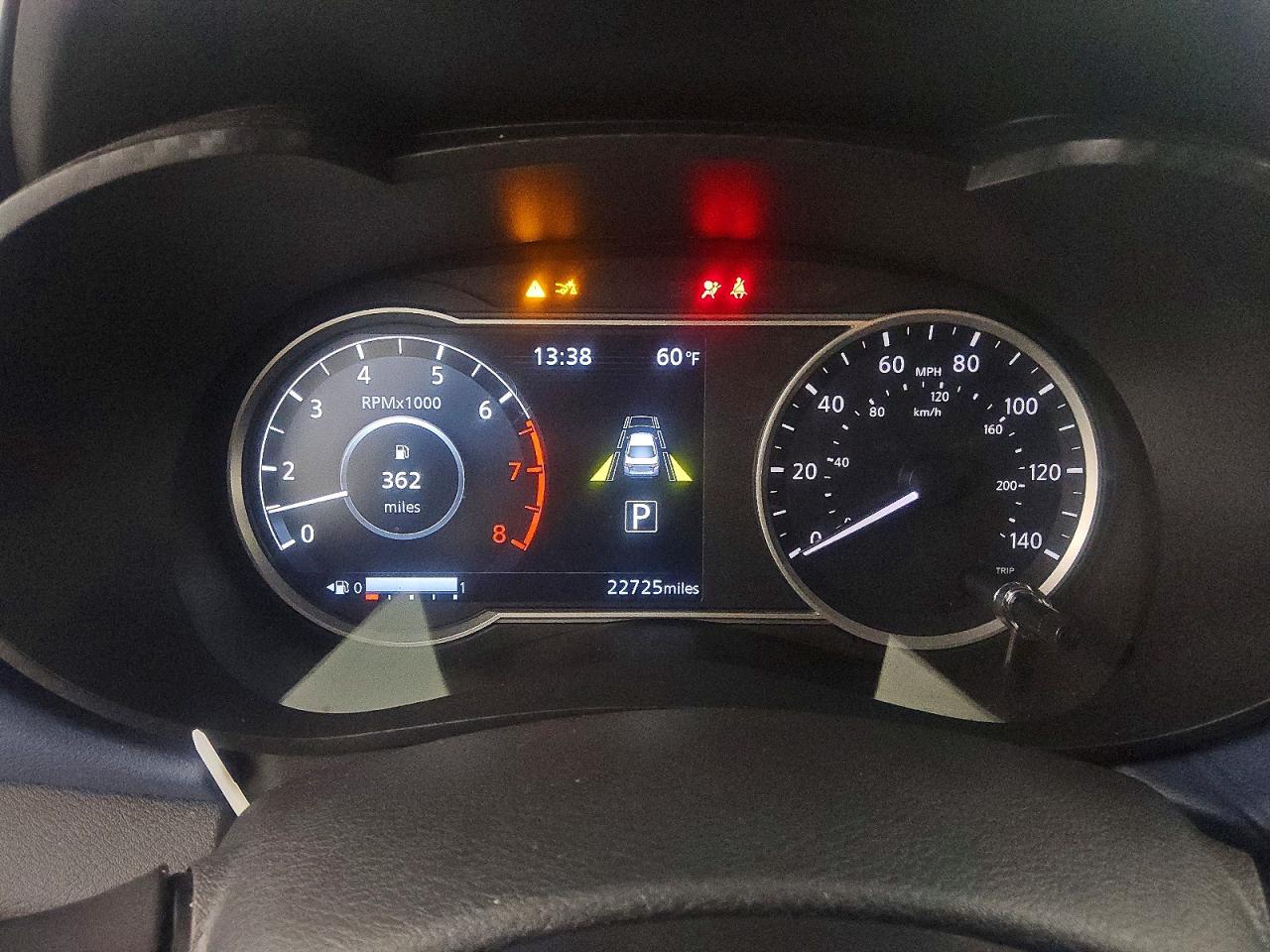 2025 NISSAN VERSA SV photo 17