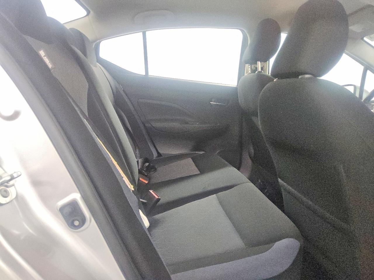 2025 NISSAN VERSA SV photo 19