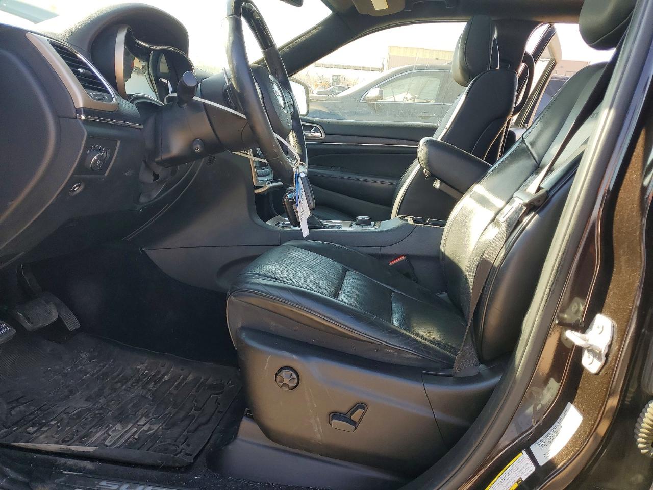 2016 JEEP GRAND CHEROKEE SUMMIT photo 13
