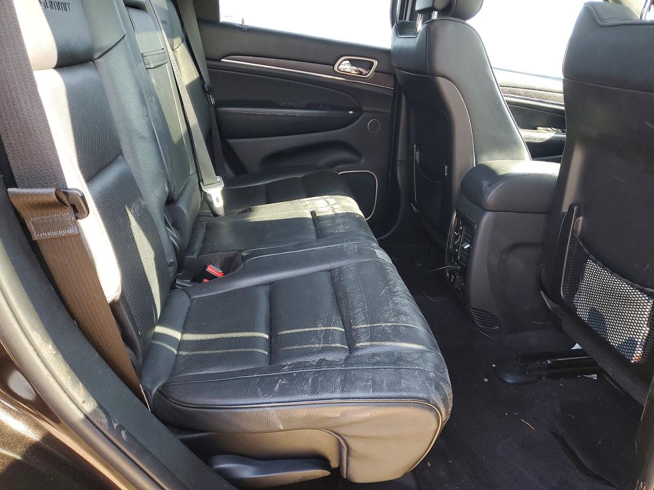 2016 JEEP GRAND CHEROKEE SUMMIT photo 21