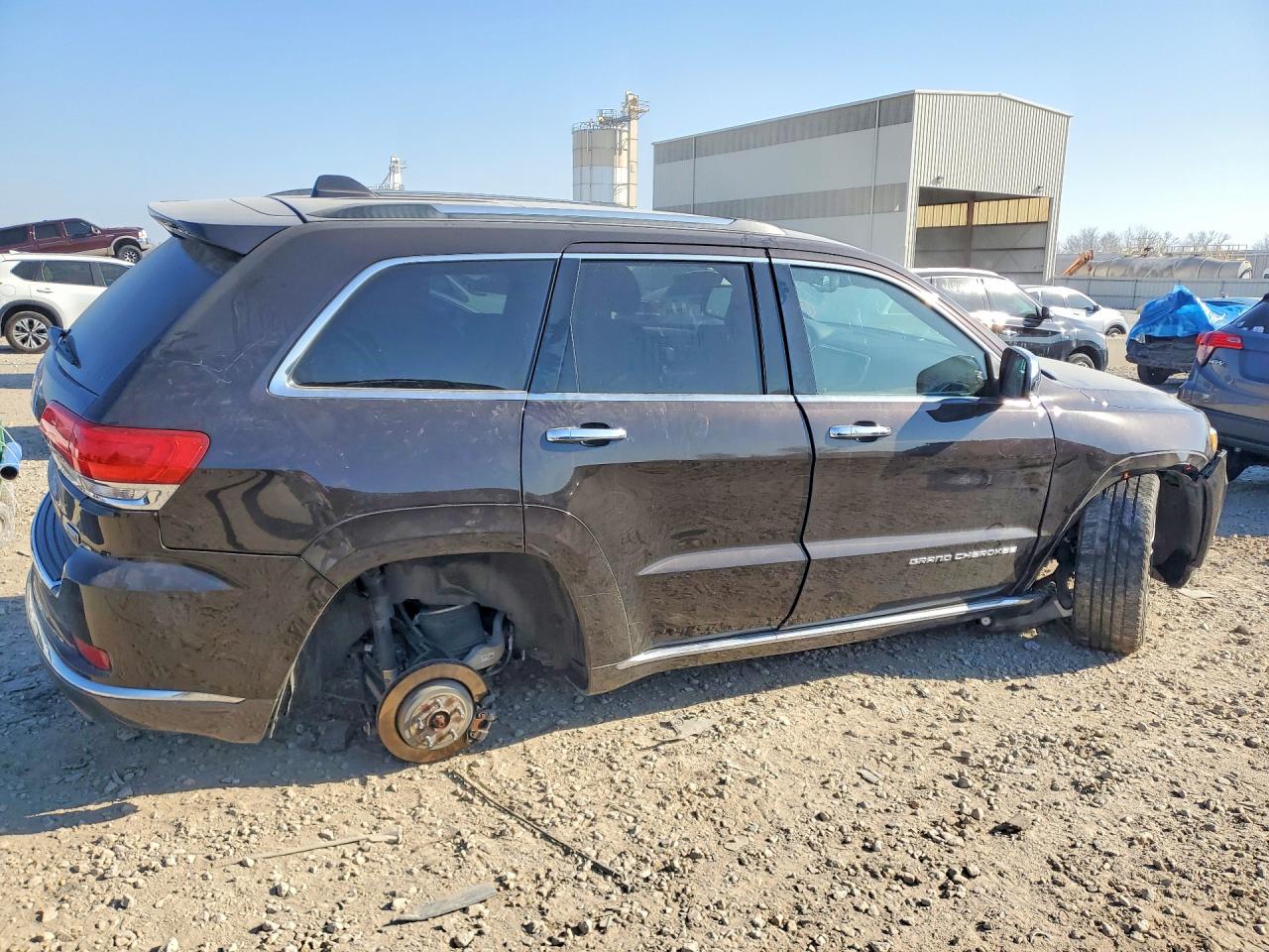 2016 JEEP GRAND CHEROKEE SUMMIT photo 5
