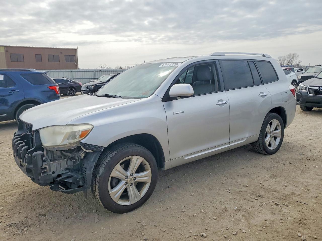 2010 TOYOTA HIGHLANDER