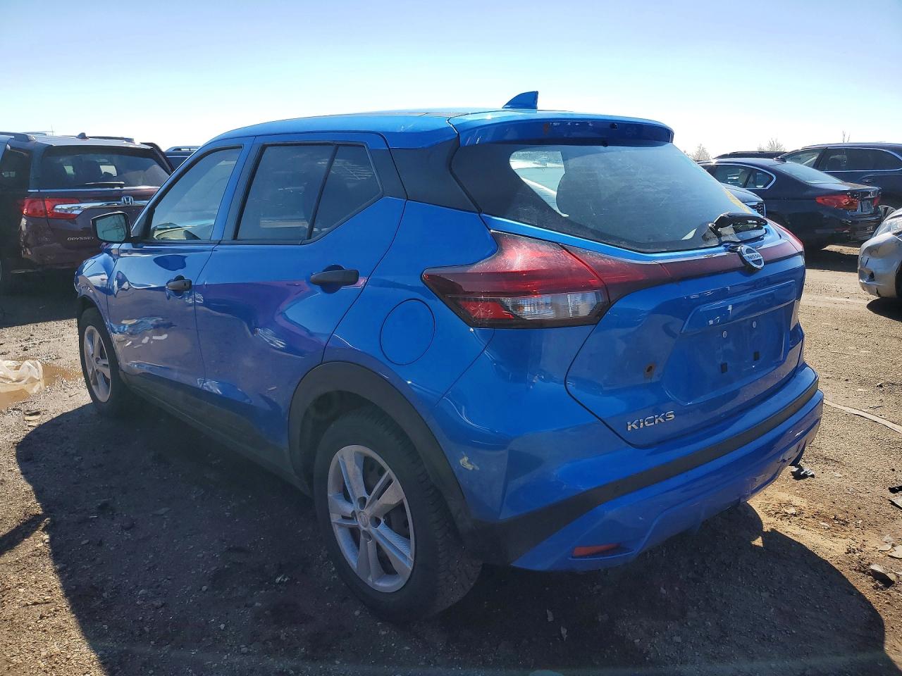 2021 NISSAN KICKS S photo 3