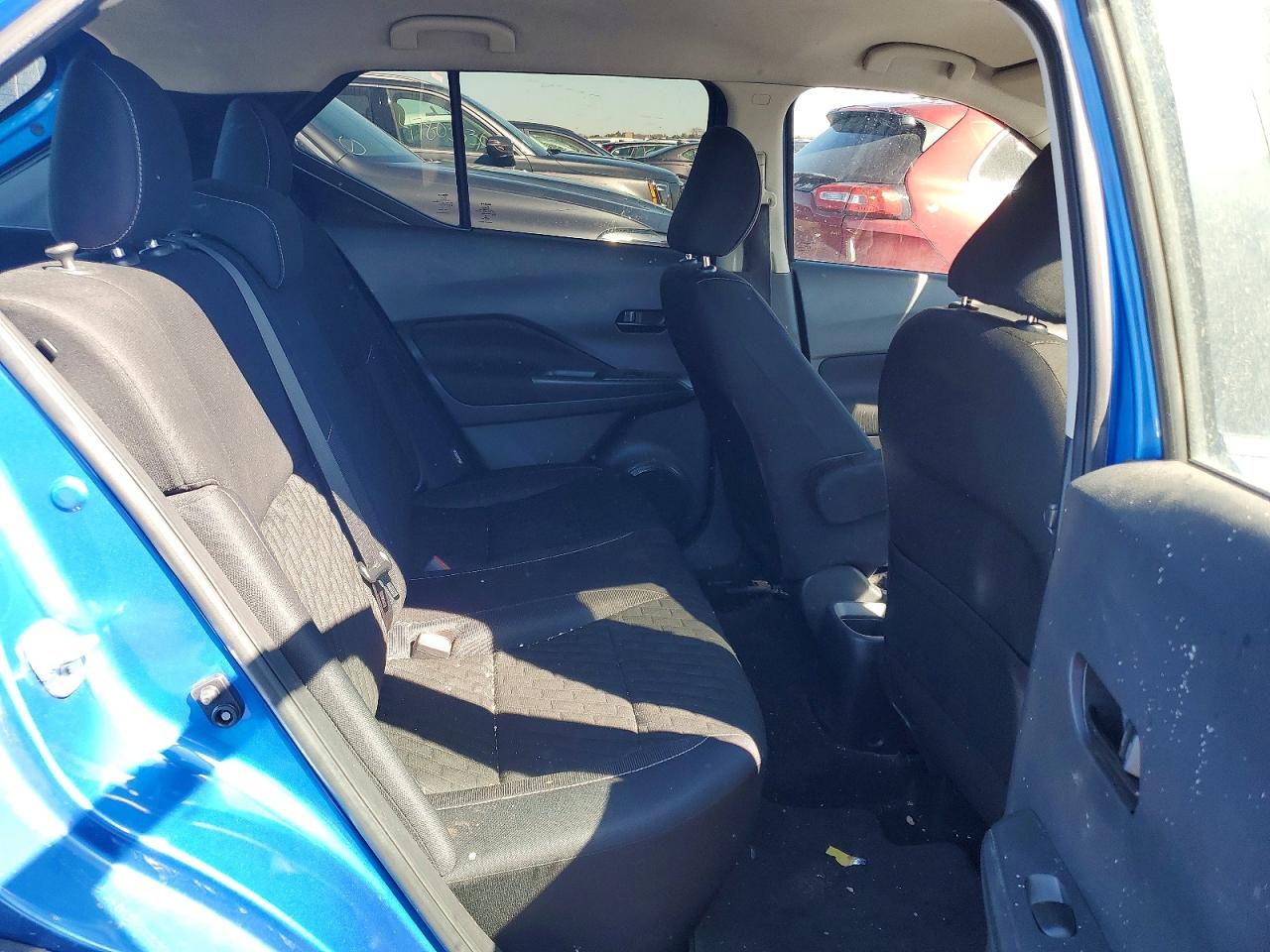 2021 NISSAN KICKS S photo 19