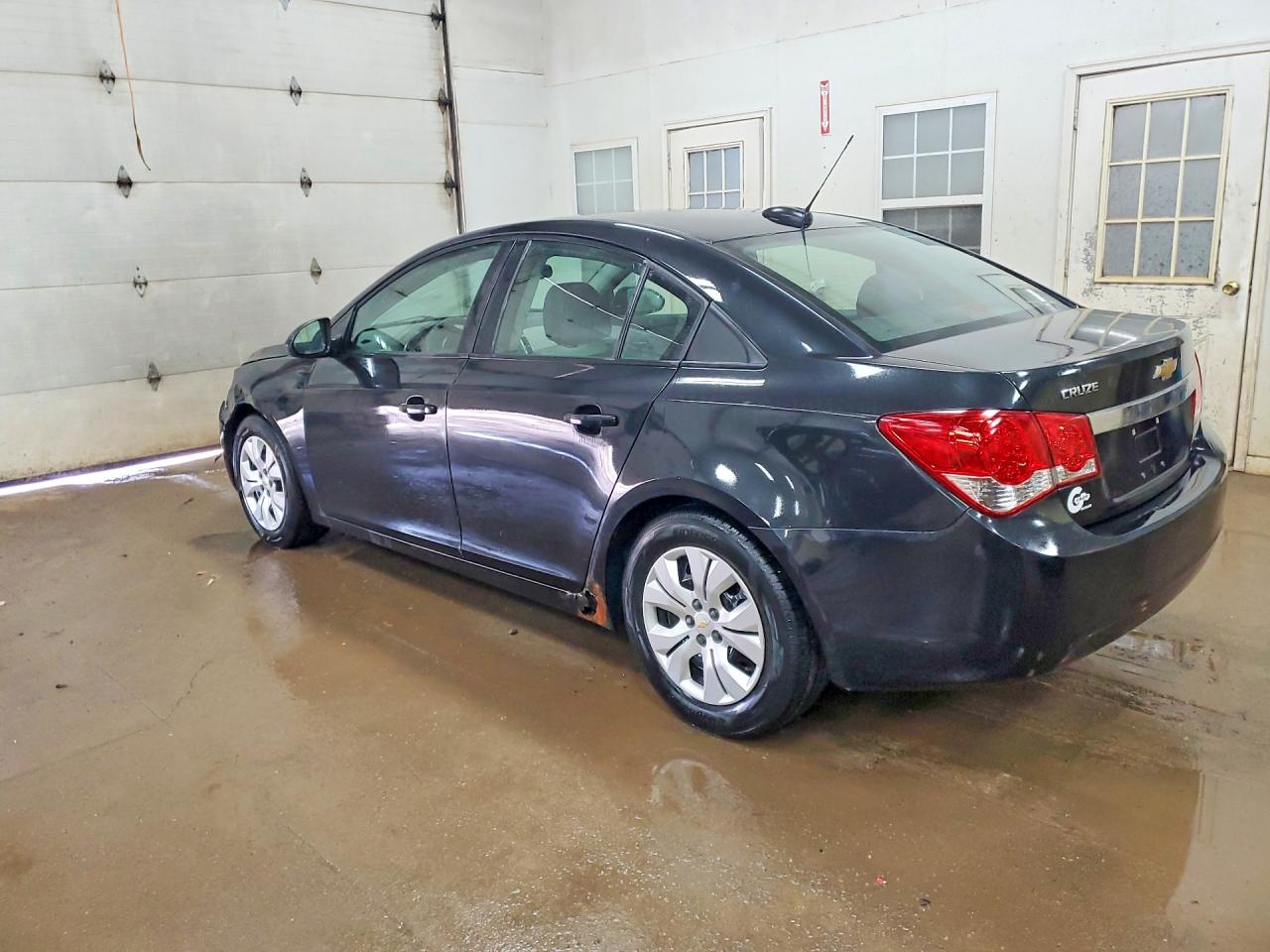 2015 CHEVROLET CRUZE LS photo 3