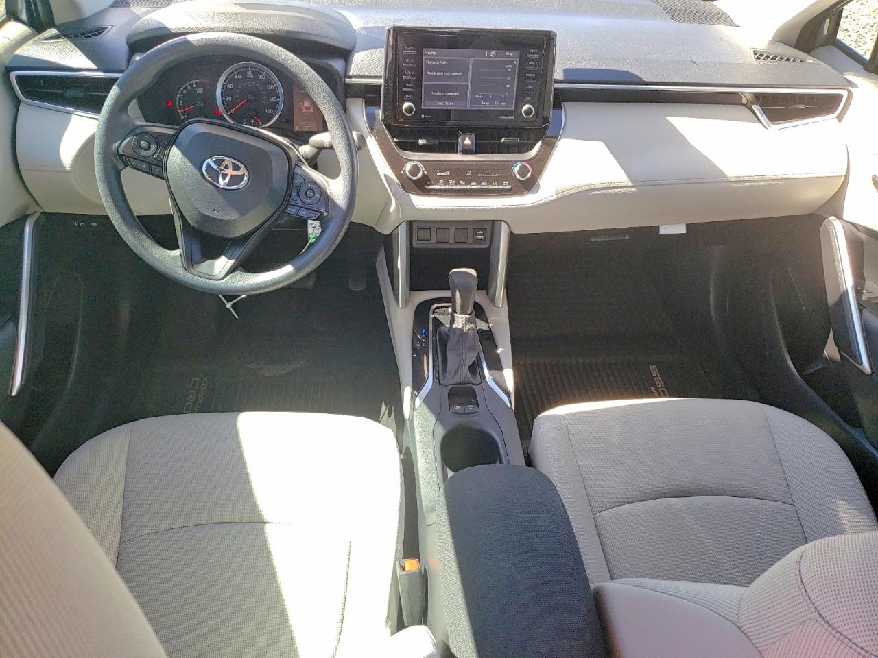 2022 TOYOTA COROLLA CROSS L photo 22