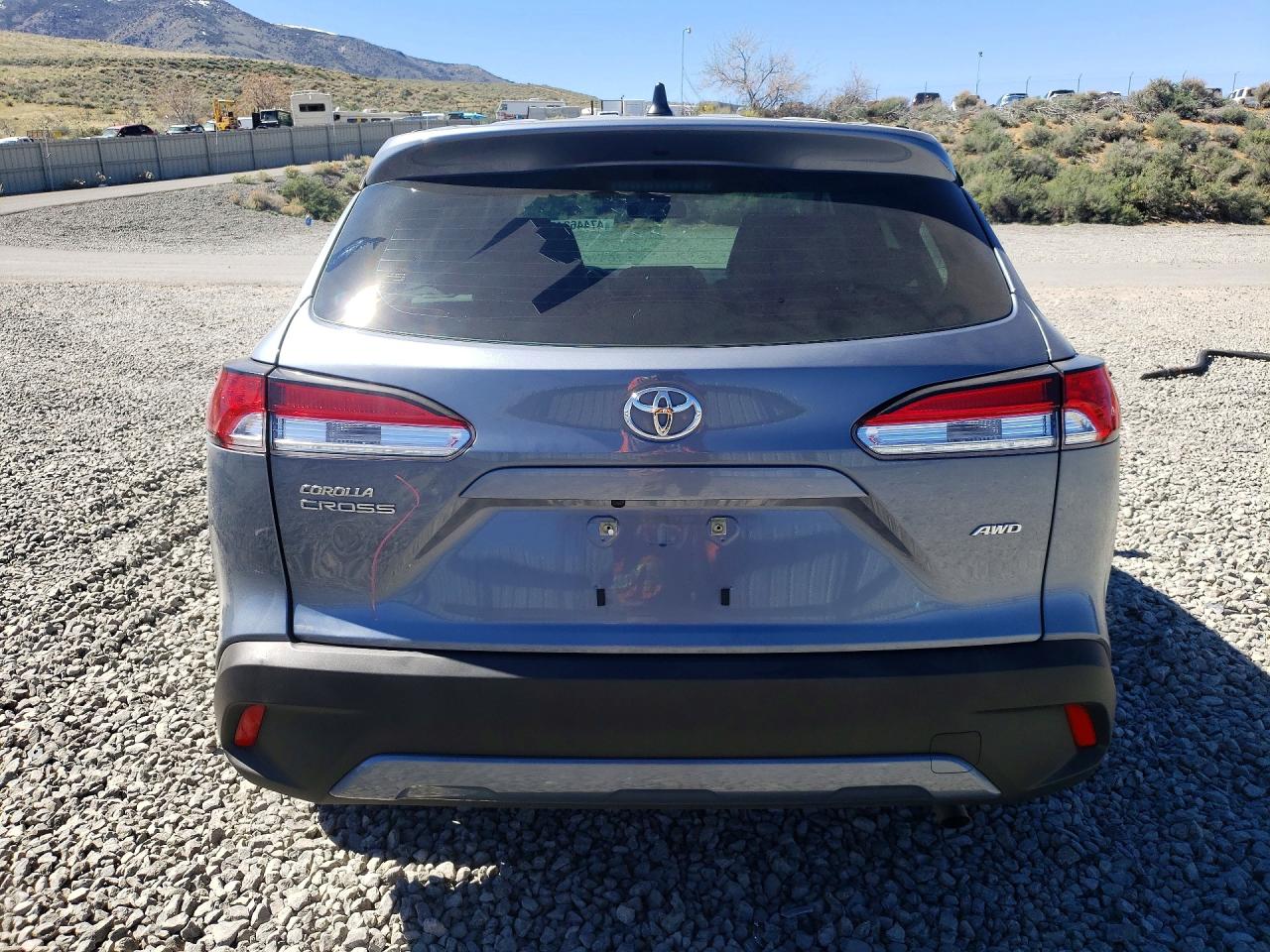 2022 TOYOTA COROLLA CROSS L photo 16