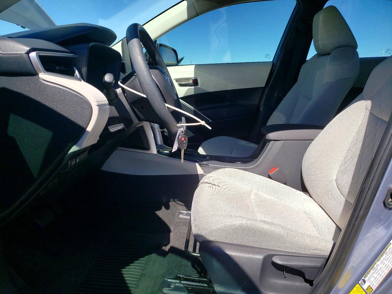 2022 TOYOTA COROLLA CROSS L photo 19