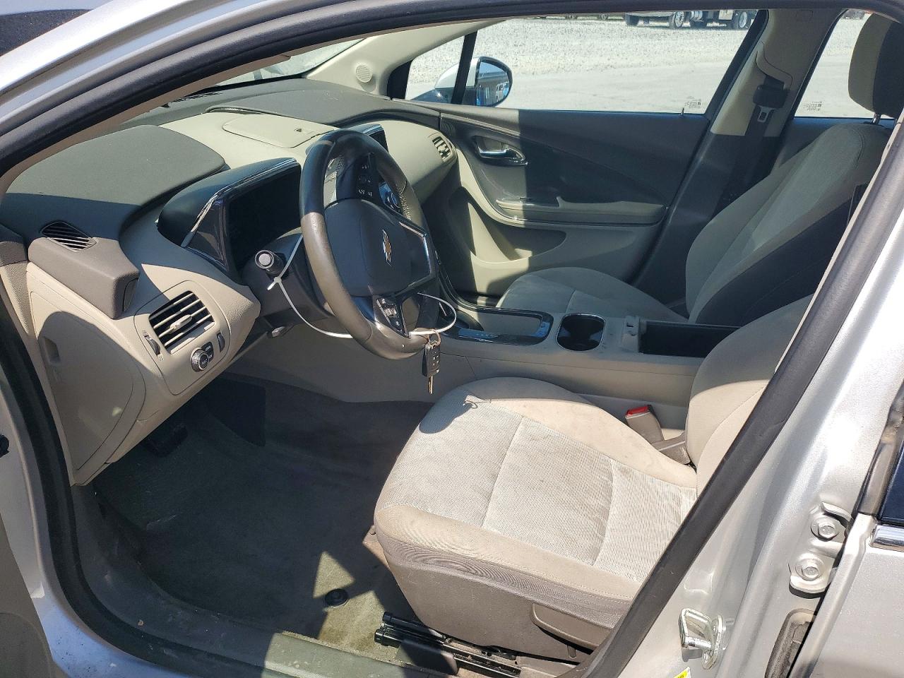2013 CHEVROLET VOLT photo 13
