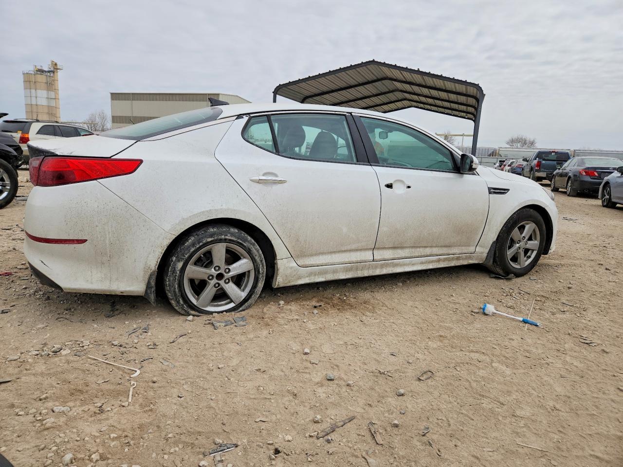 2015 KIA OPTIMA LX photo 3
