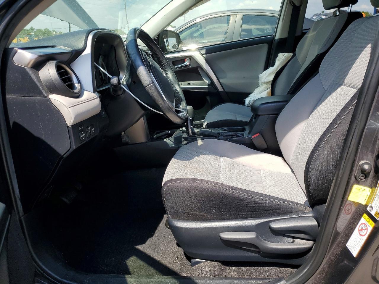 2018 TOYOTA RAV4 XLE photo 7