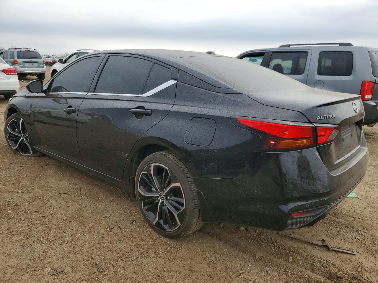 2024 NISSAN ALTIMA 2.5 SR photo 3