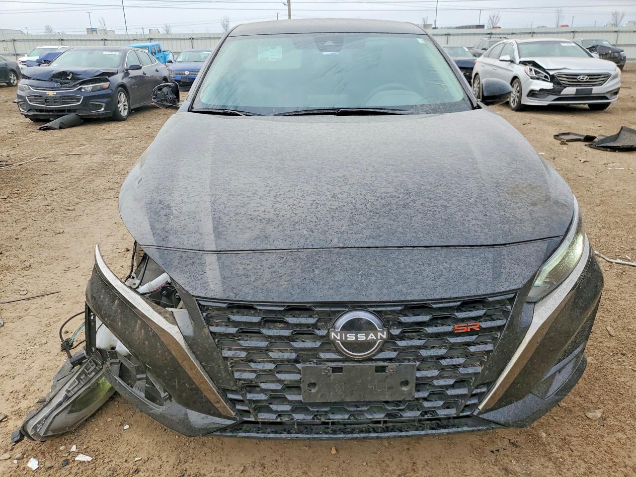 2024 NISSAN ALTIMA 2.5 SR photo 9