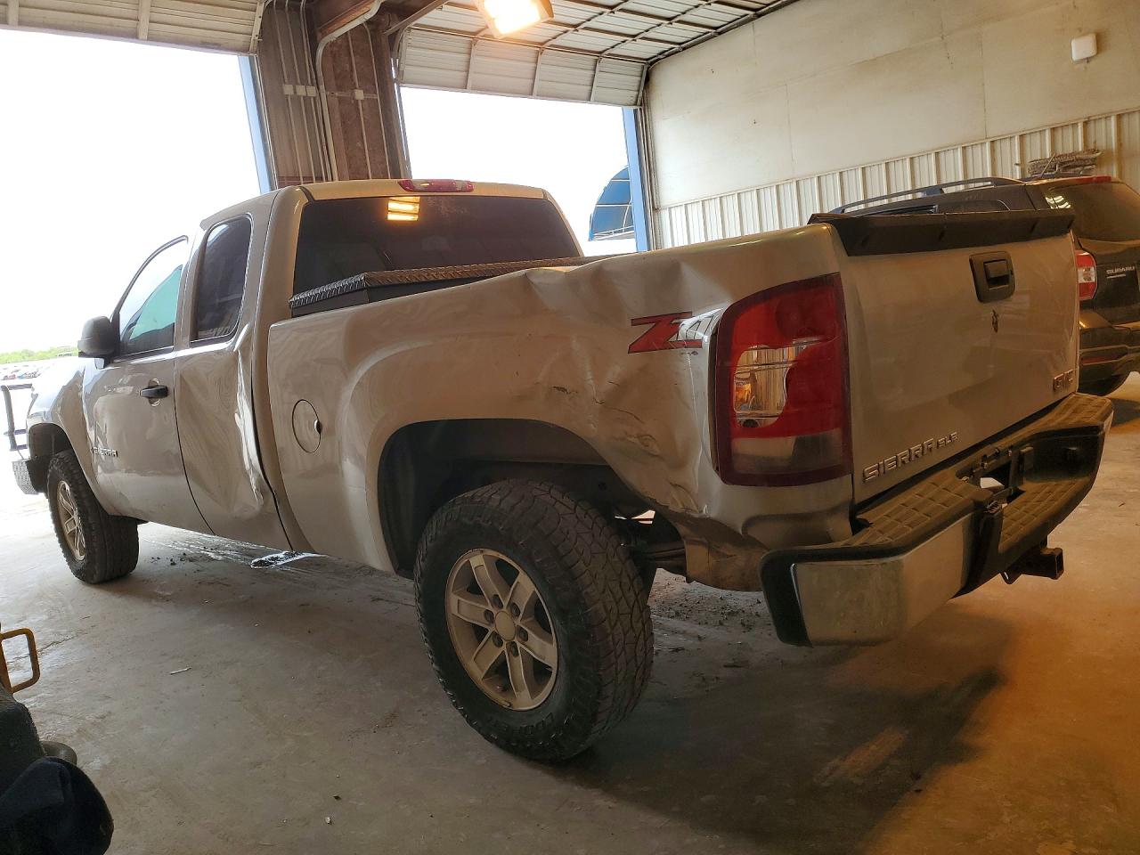 2007 GMC NEW SIERRA C1500 photo 3