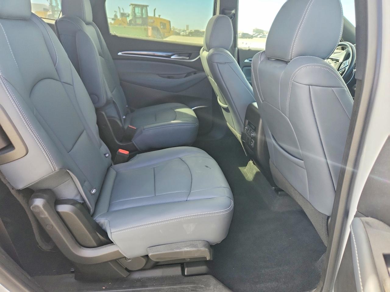 2022 BUICK ENCLAVE PREMIUM photo 31