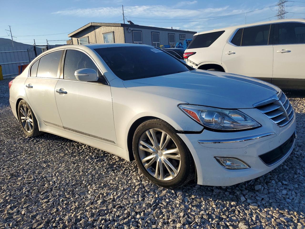 2012 HYUNDAI GENESIS photo 7