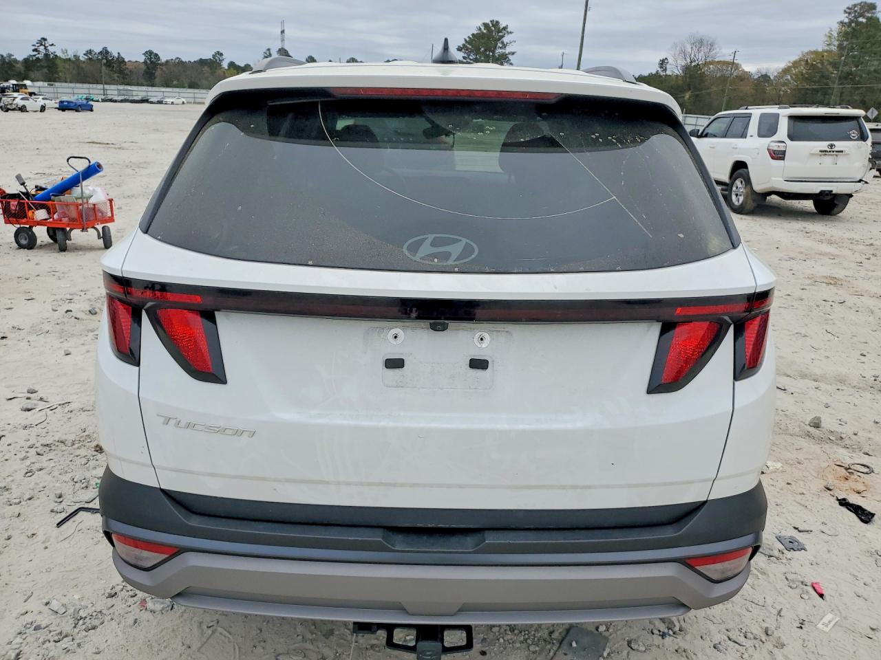 2025 HYUNDAI TUCSON SEL photo 6