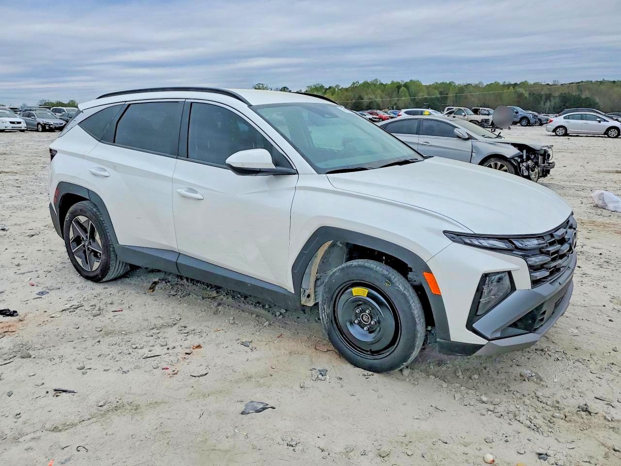 2025 HYUNDAI TUCSON SEL photo 4