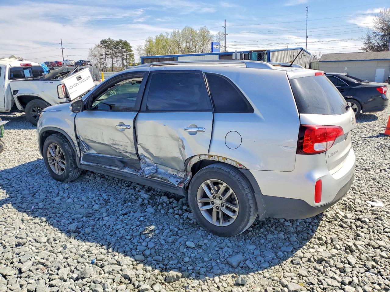 2015 KIA SORENTO LX photo 3