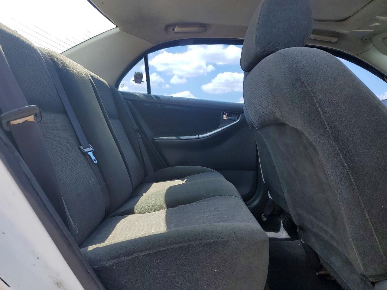 2003 TOYOTA COROLLA S photo 28