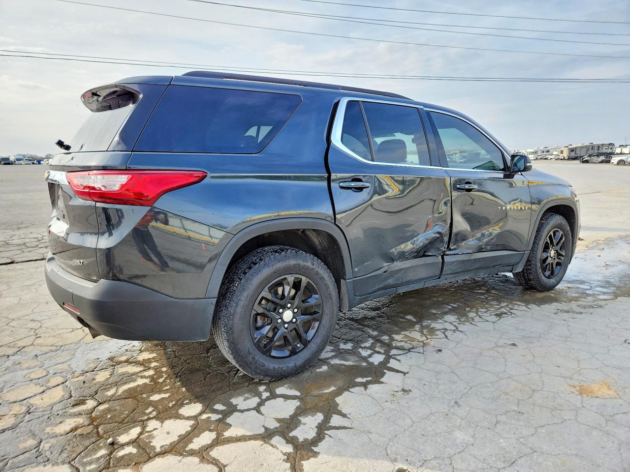2019 CHEVROLET TRAVERSE LT photo 5