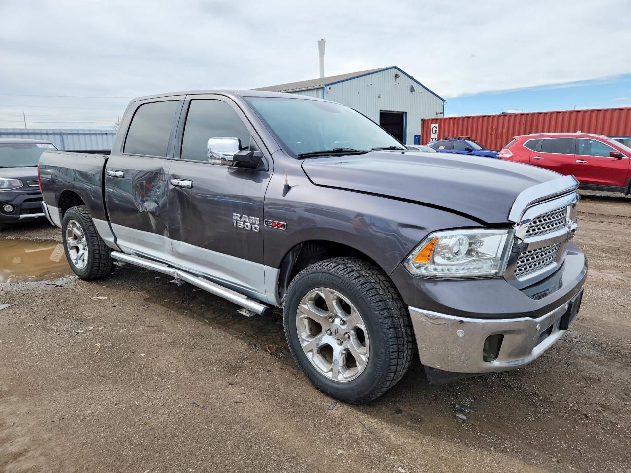 2016 RAM 1500 LARAMIE photo 4