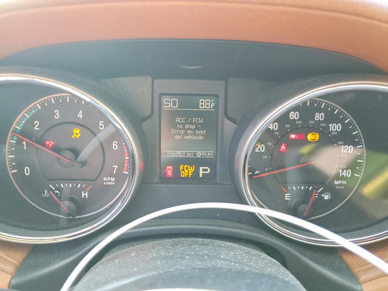2011 JEEP GRAND CHEROKEE OVERLAND photo 9