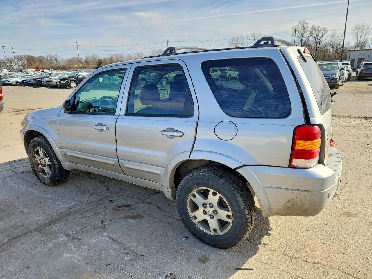 2005 FORD ESCAPE LIMITED photo 3