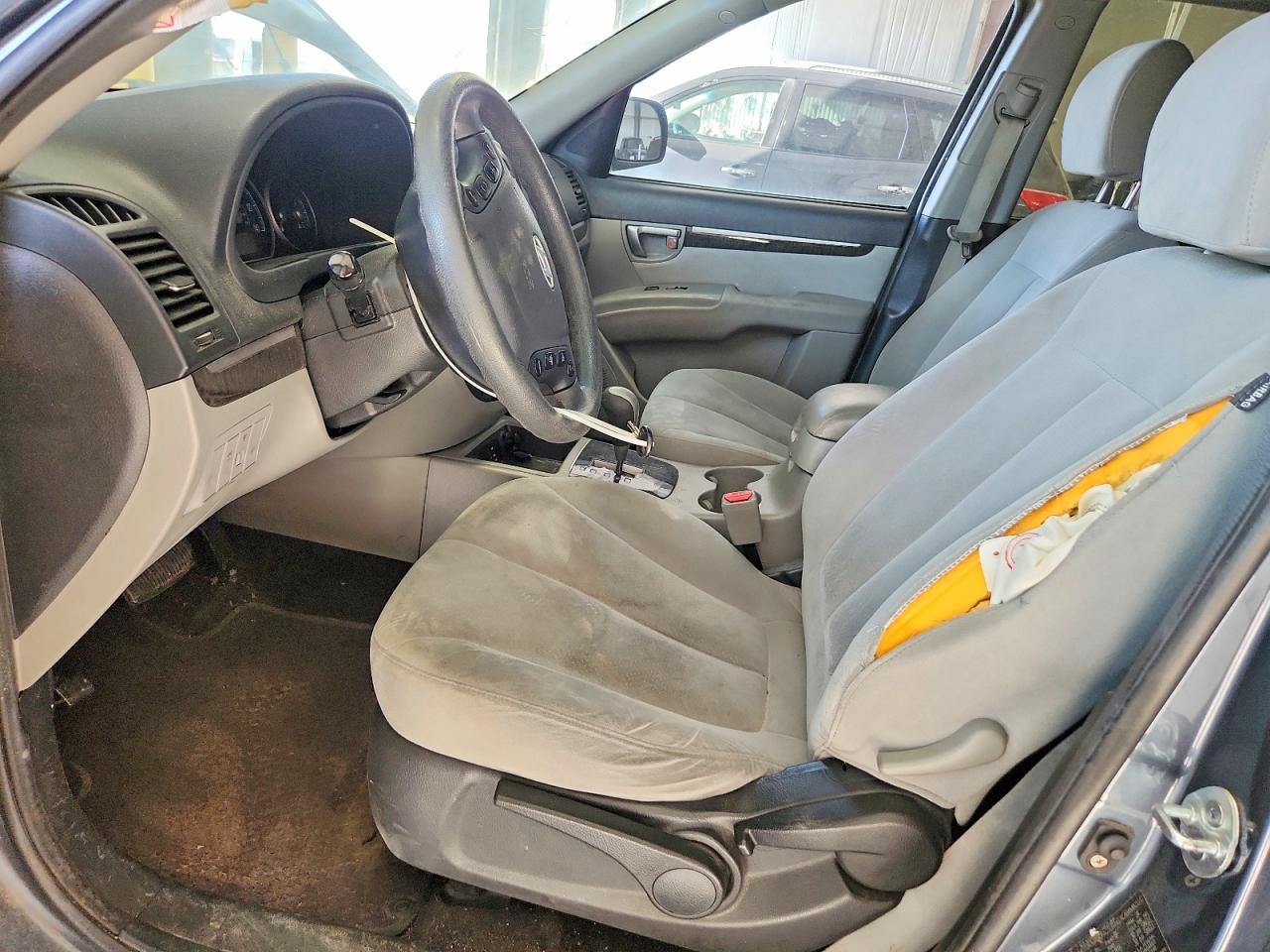 2009 HYUNDAI SANTA FE GLS photo 19