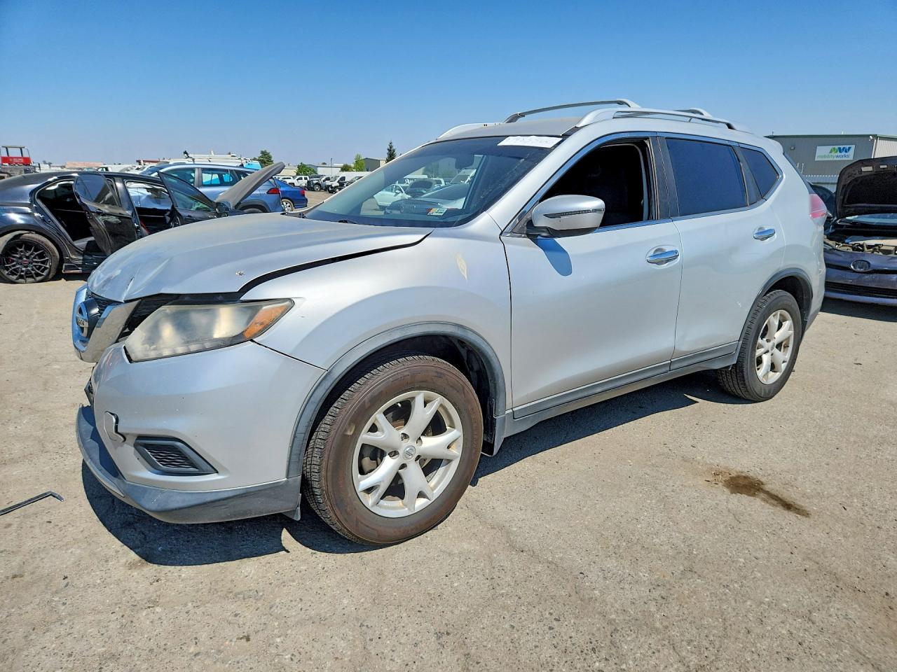 2016 NISSAN ROGUE