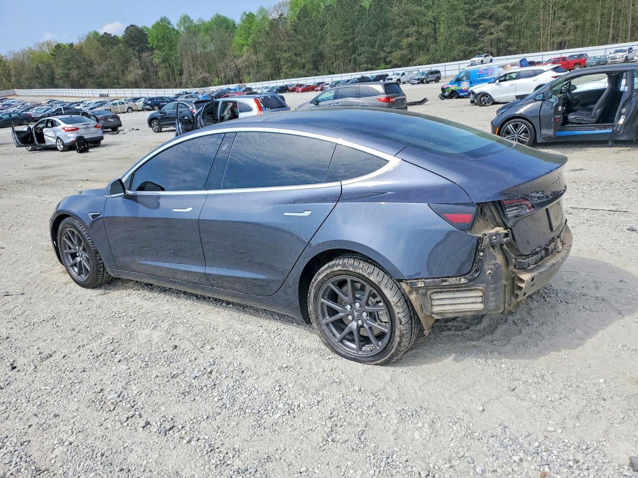 2018 TESLA MODEL 3 photo 3