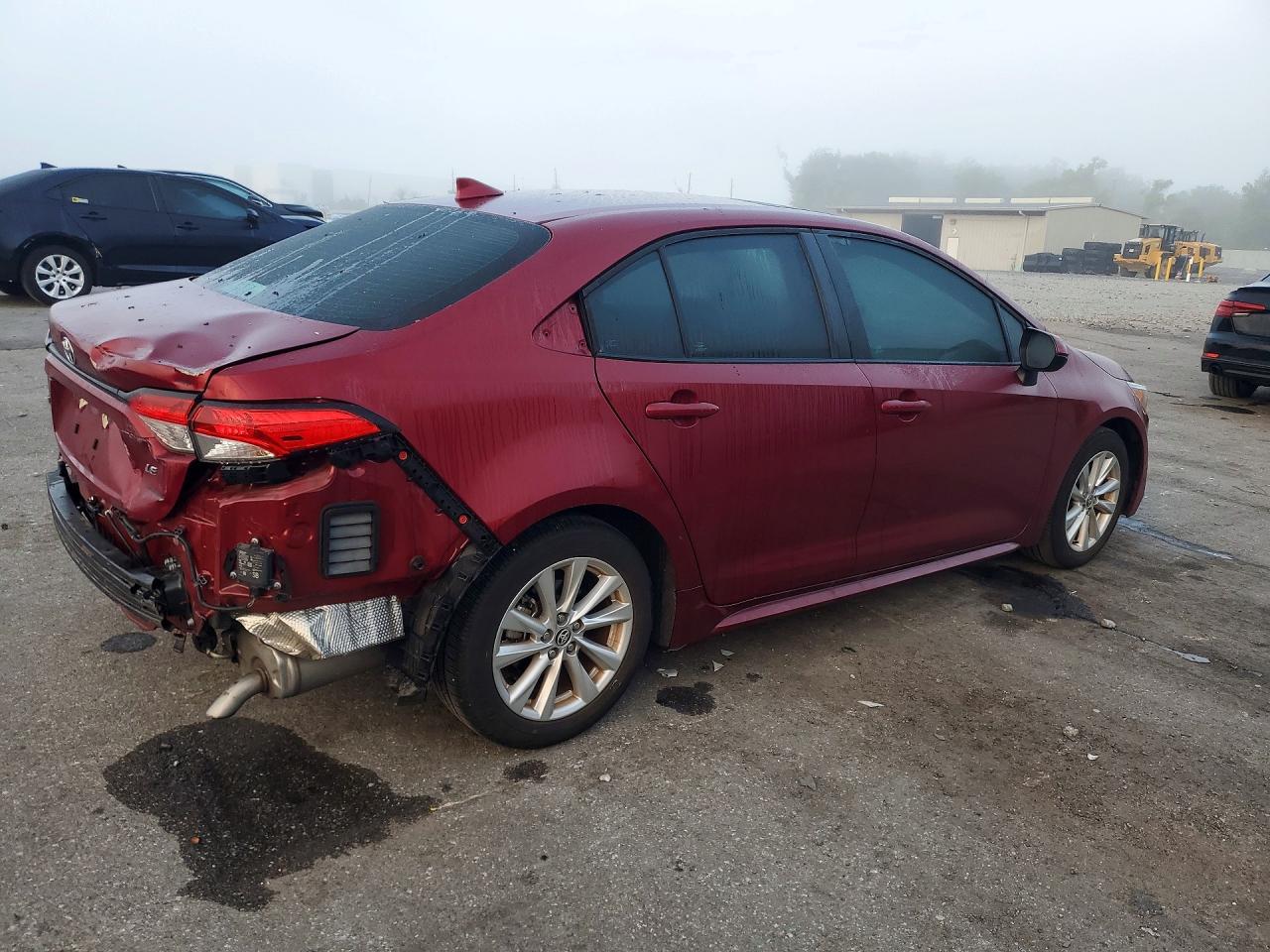 2023 TOYOTA COROLLA LE photo 3