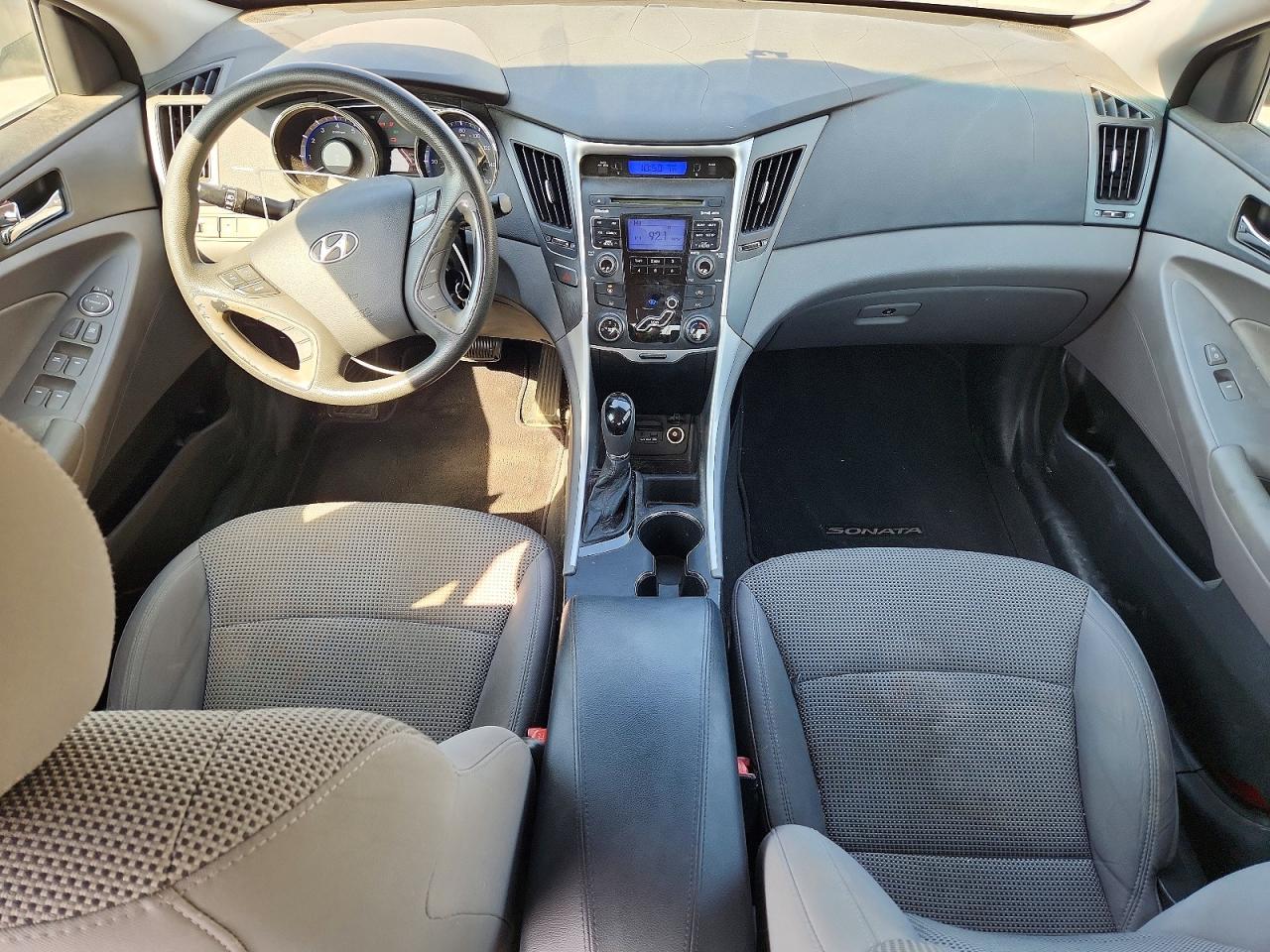 2011 HYUNDAI SONATA GLS photo 22