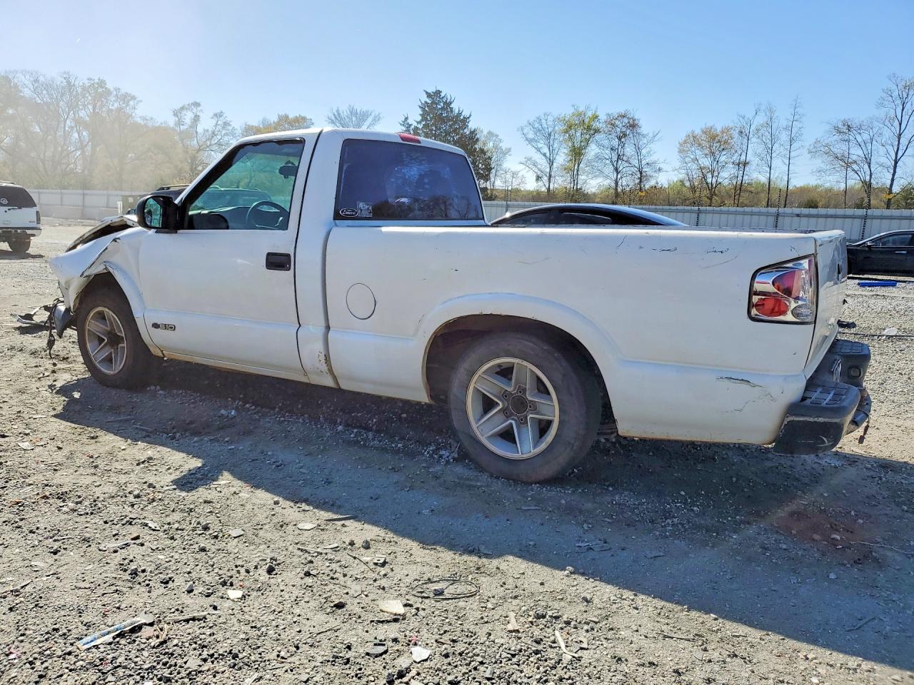 1998 CHEVROLET S TRUCK S10 photo 2