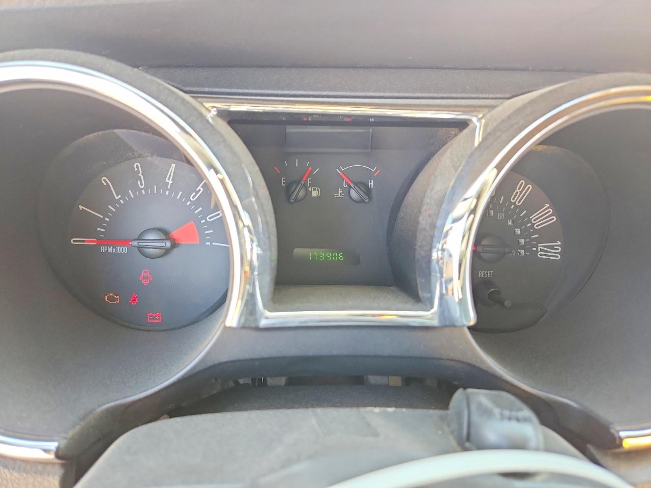 2005 FORD MUSTANG photo 17