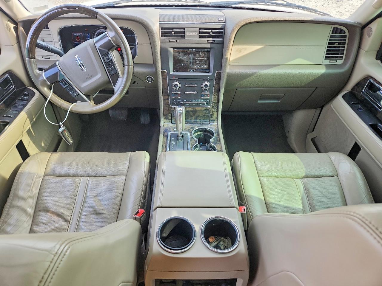 2015 LINCOLN NAVIGATOR L photo 22