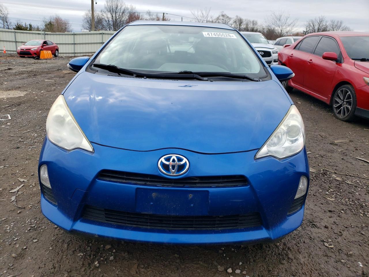 2013 TOYOTA PRIUS C TWO photo 13