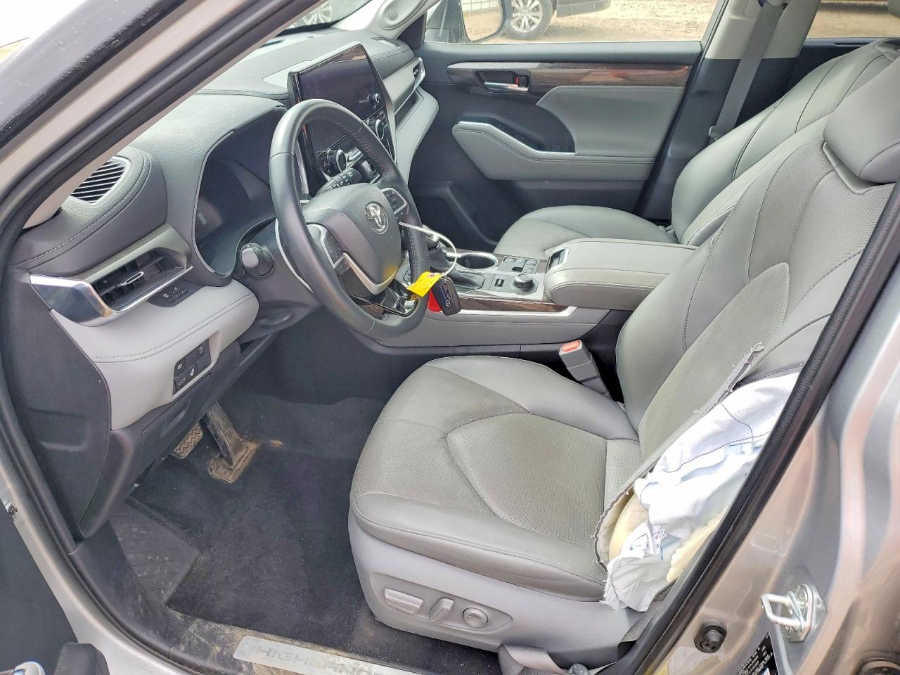 2023 TOYOTA HIGHLANDER LIMITED photo 7