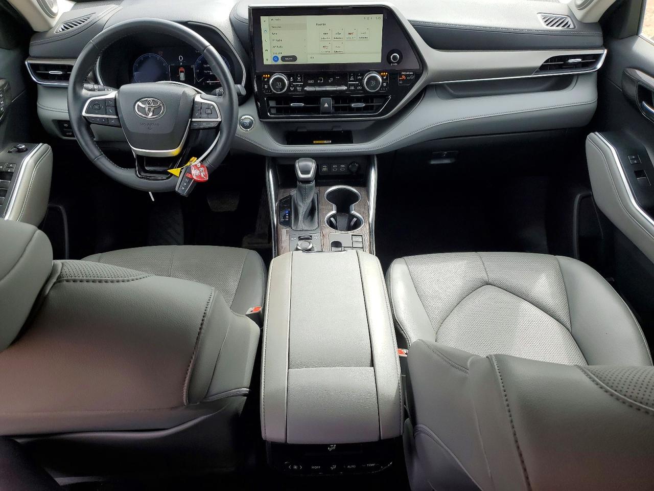 2023 TOYOTA HIGHLANDER LIMITED photo 8