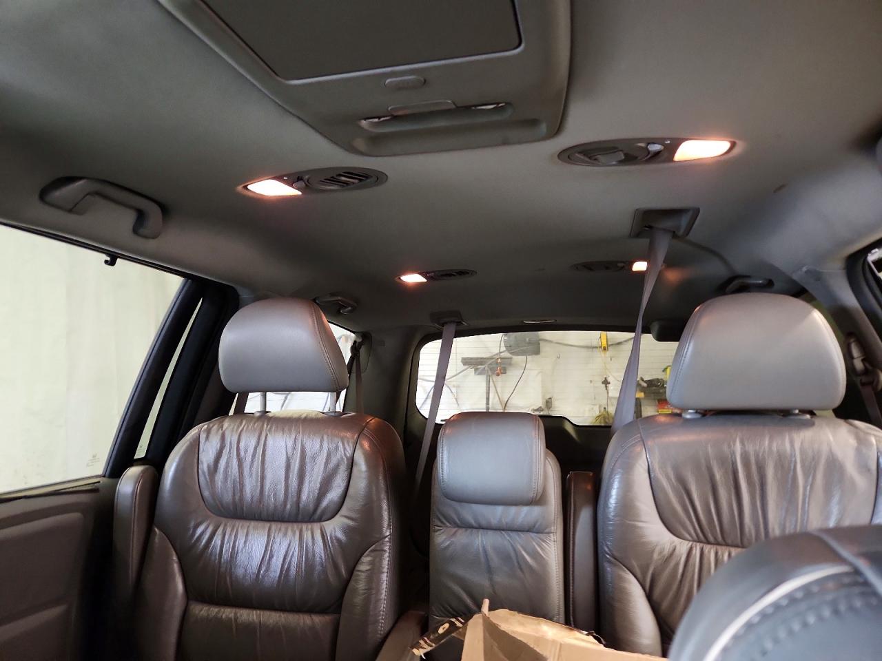 2010 HONDA ODYSSEY EXL photo 10