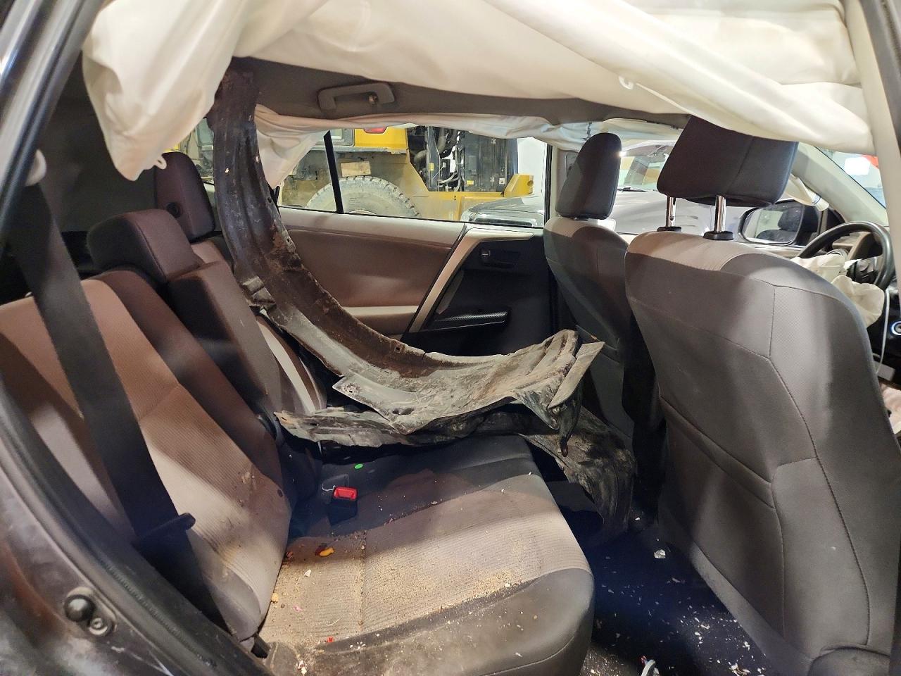 2013 TOYOTA RAV4 LE photo 11