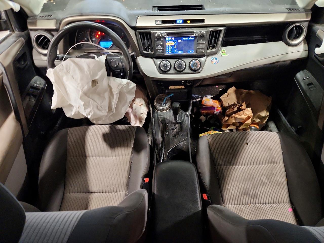 2013 TOYOTA RAV4 LE photo 8