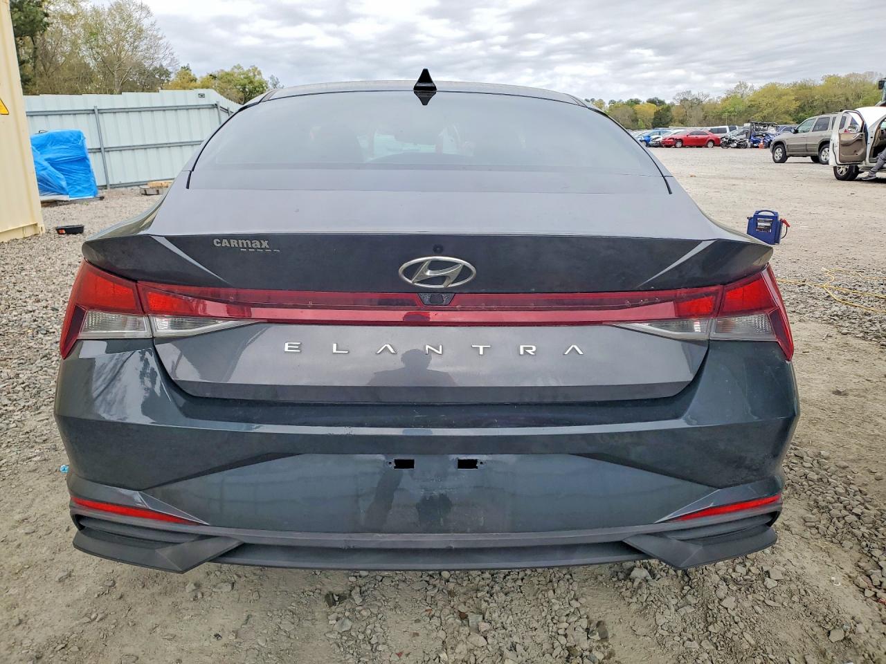 2022 HYUNDAI ELANTRA SEL photo 11