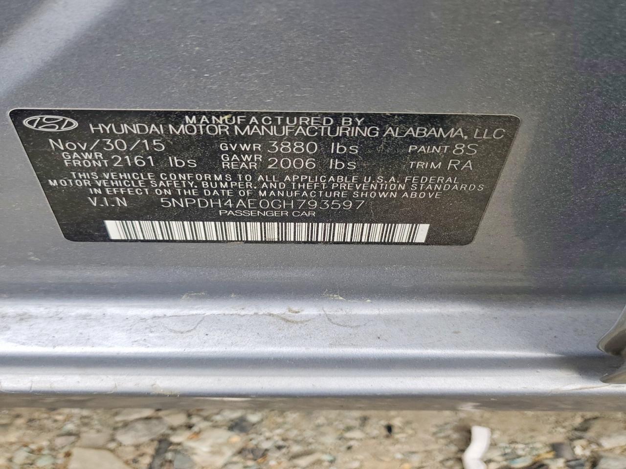 2016 HYUNDAI ELANTRA SE photo 12