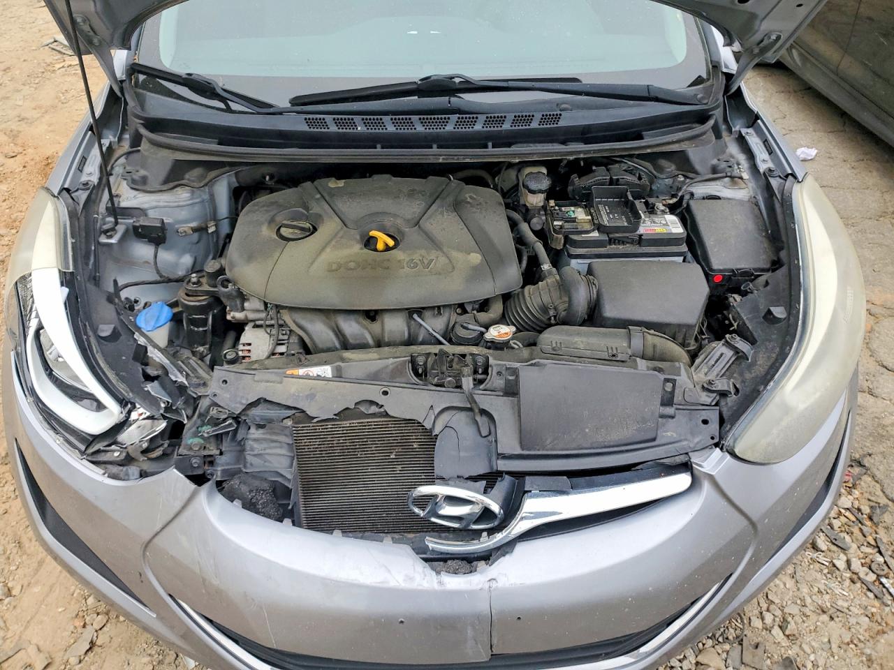 2016 HYUNDAI ELANTRA SE photo 11