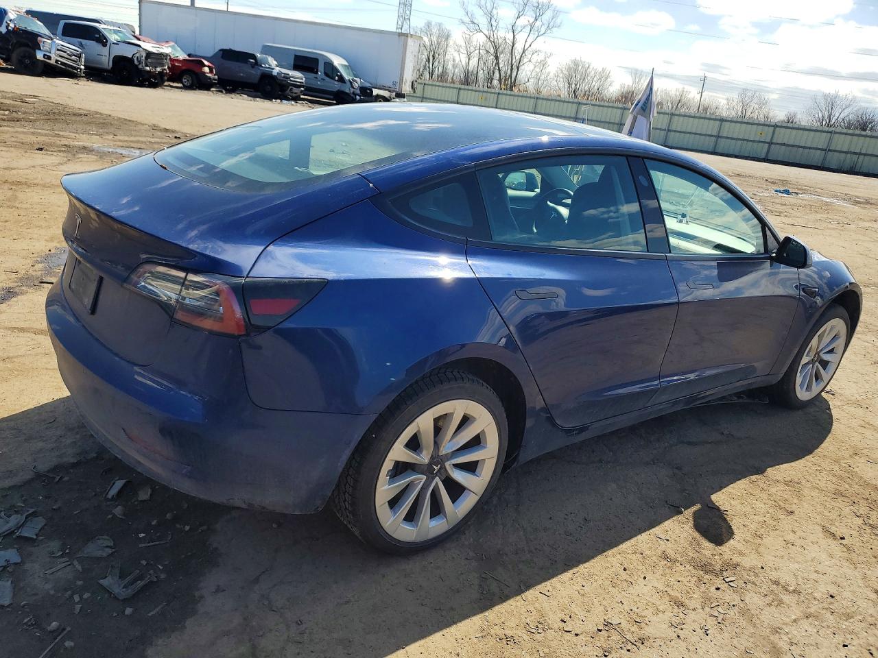 2022 TESLA MODEL 3 photo 3